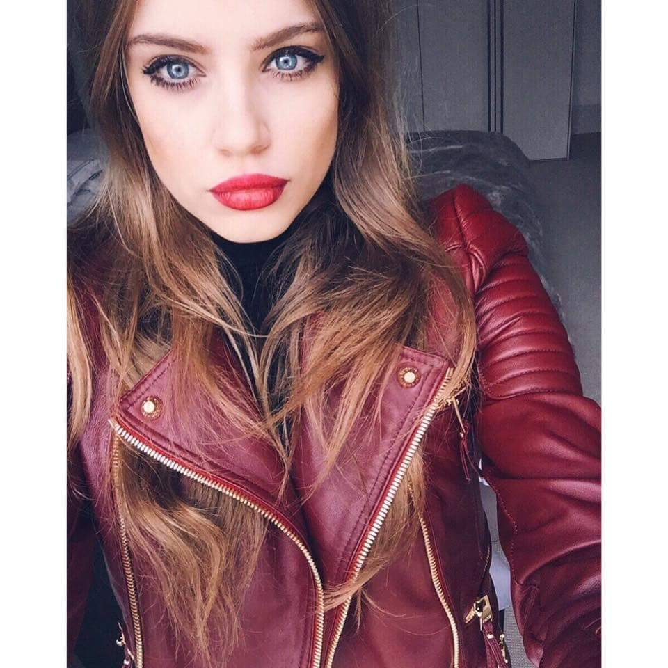 Xenia Tchoumitcheva Le